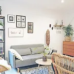Apartment Design And Modern Of Lyon Station