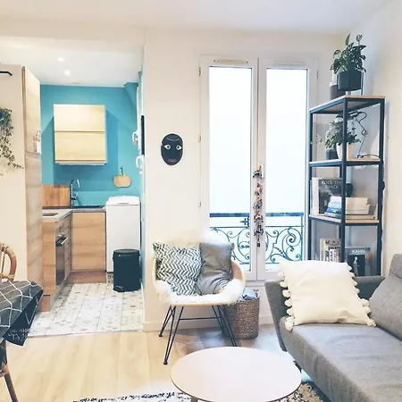 Design And Modern Of Lyon Station Apartment *